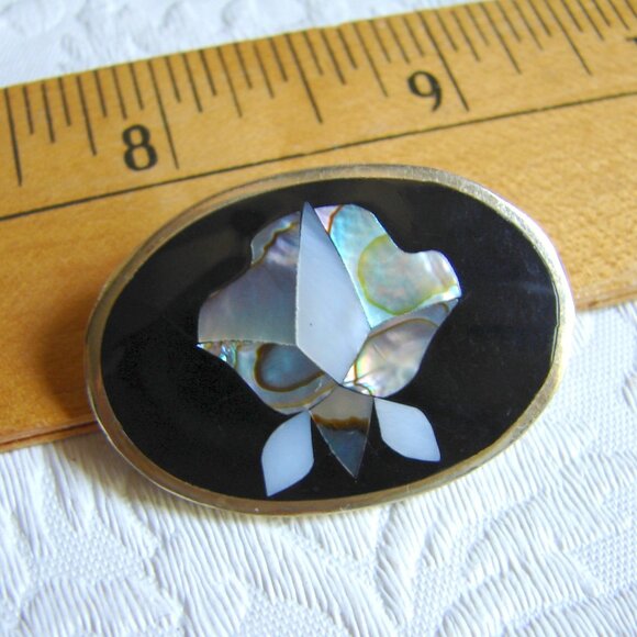 Vtg Alpaca Silver BROOCH/PENDANT, Inlaid Abalone & Mother of Pearl, Mexico D17 - Picture 1 of 6